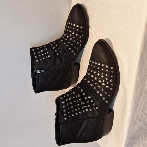 White Mountain Desire Black Ankle Boots with Silver Studs - Picture 4 of 11
